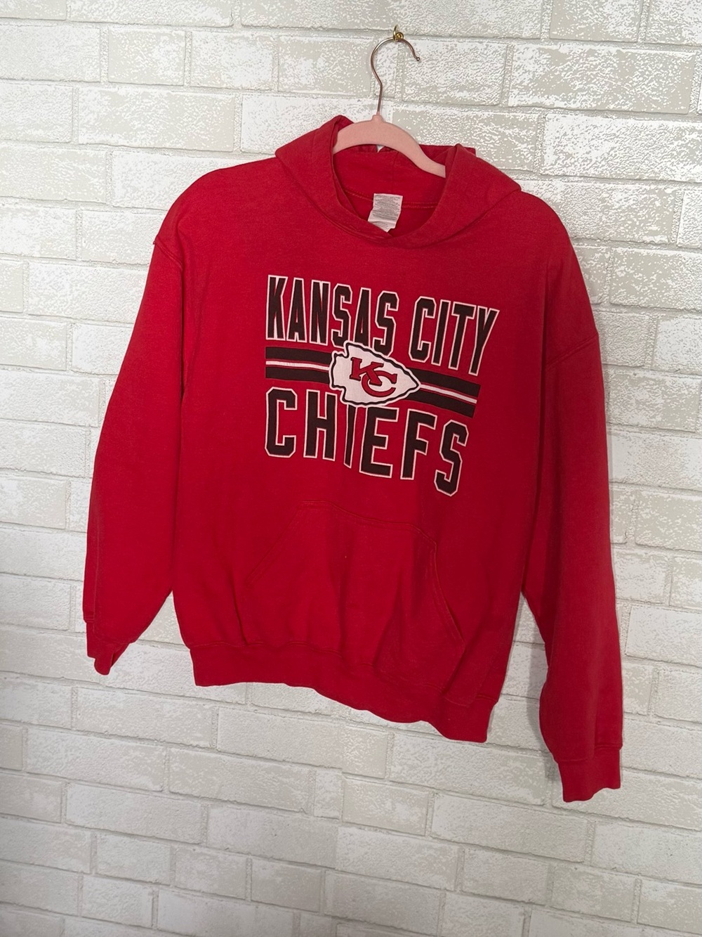 🏃‍♀️🏓🛼🌸👟☀️🥥
Kansas City Chiefs Sweater